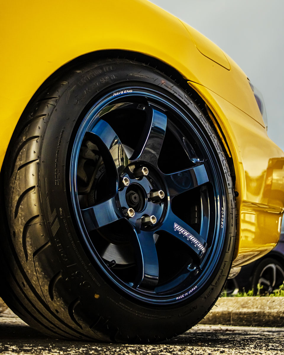 black rim 2